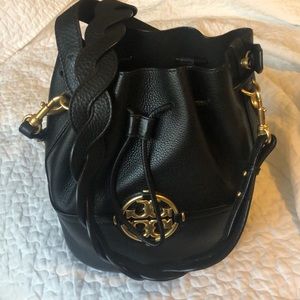 Tory Burch Miller Bucket Bag - Black